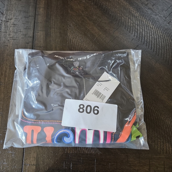 Switch Remarkable "Hustle" Limited Edition Graphic T-shirt Medium New Streetwear - Picture 12 of 12